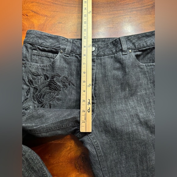 Elie Tahari Vintage Faded black Floral Embroidered Bootcut Jeans Sz 8 - Picture 9 of 10
